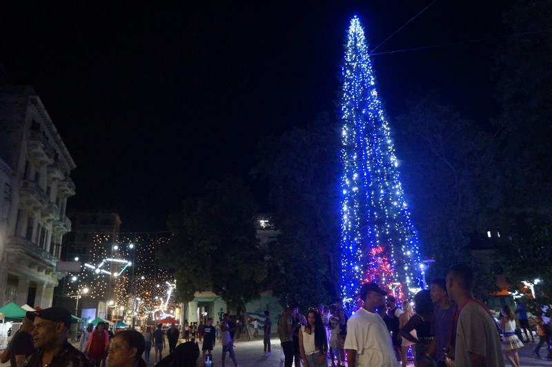 Habana de Noche . Habana Nocturna .