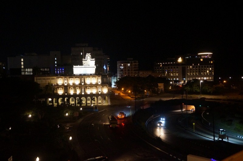 Habana de Noche . Habana Nocturna .