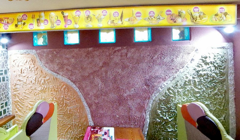 Heladeria Extrael . Víbora . 10 de Octubre . Helados . Pizzas . Batidos 