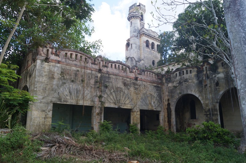 Ruinas de la Finca La Luisa. Arroyo Naranjo.La Habana