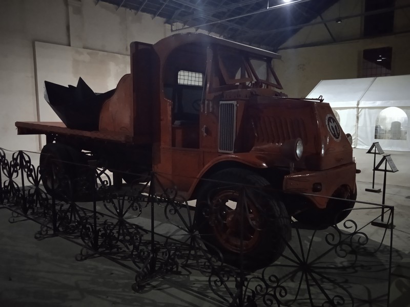 Nave de los 10 picos. Habana Vieja , Avenida del Puerto