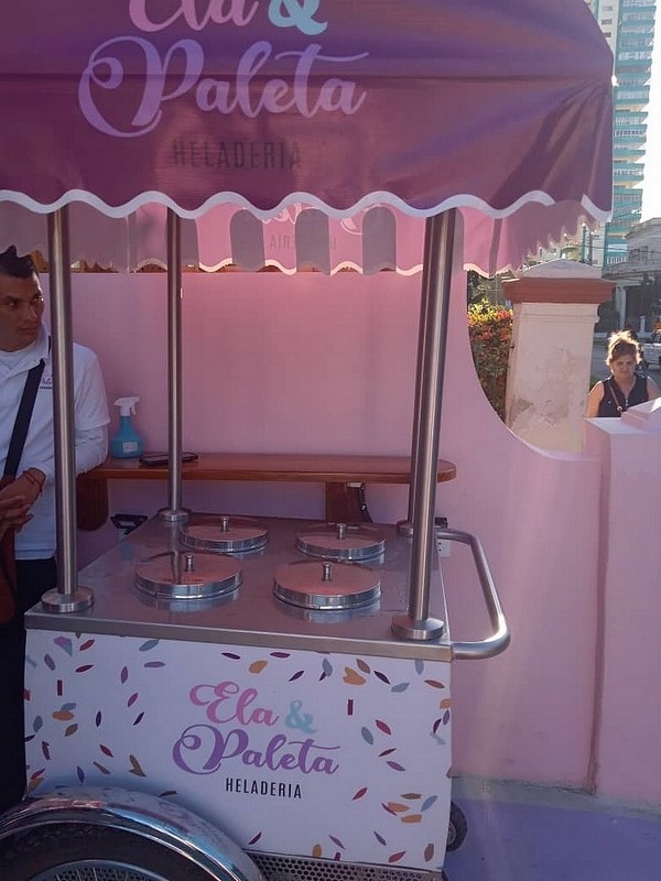 Ela & PAleta . Heladería . Vedado . La Habana