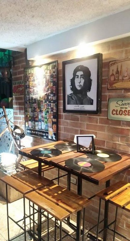 Bar de tapas LAcret 559 . Santoz Suárez. 10 de Octubre