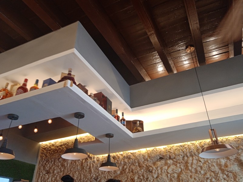 San Rafael 1051. Hamburguesera . Centro Habana . Tacos .Sandwishs