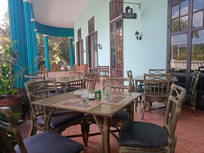 Café Taberna Del Costillar. Vedado. La Habana