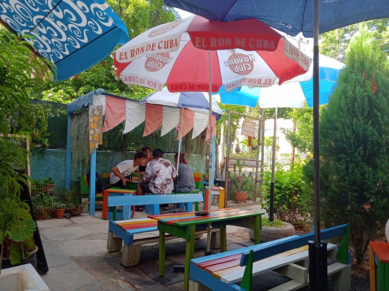 Thalys Café . Café en Miramar. La Habana 