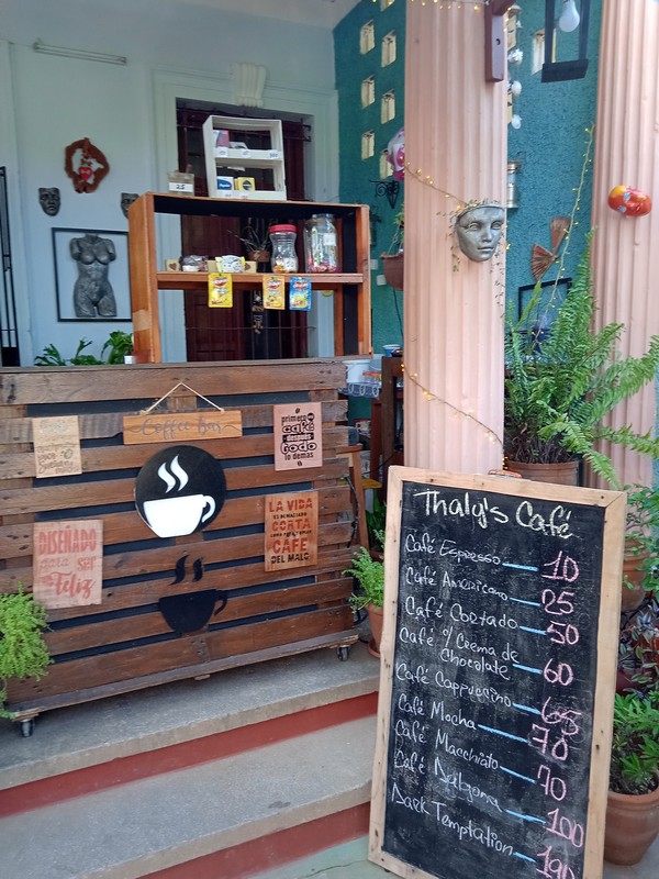 Thalys Café . Café en Miramar. La Habana 